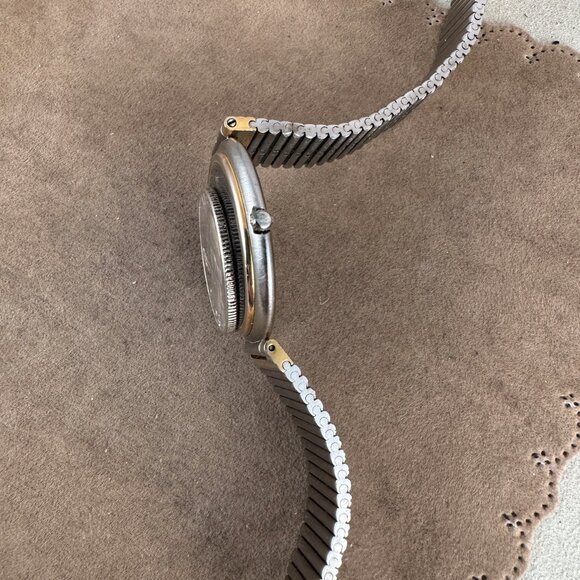 Vintage Jaz Paris French Designer Watch features a two-tone Link Bracelet - Picture 6 of 10